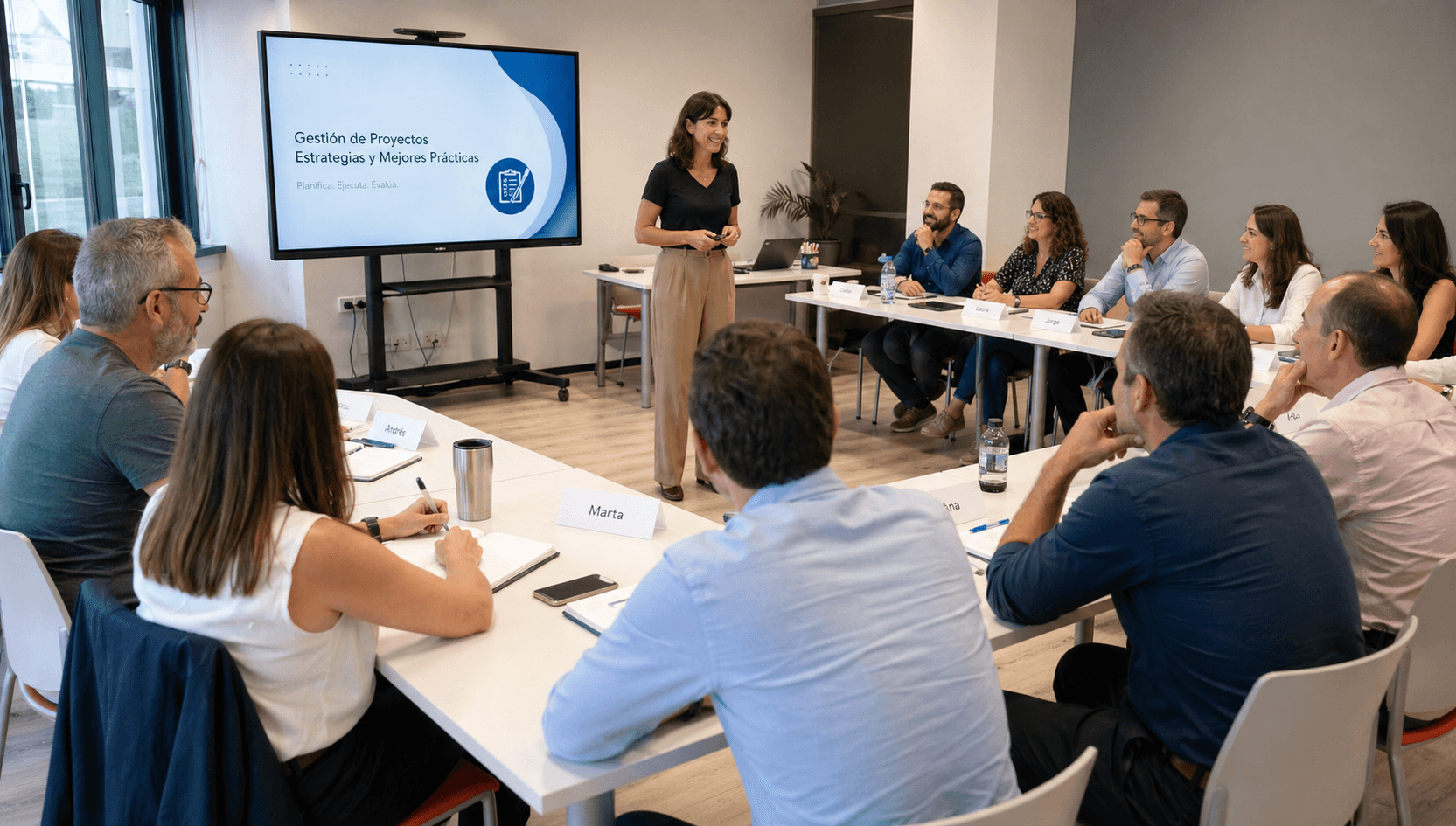 Dirección y Motivación de Equipos